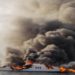 SEMAR rescata a 12 turistas tras incendio de yate