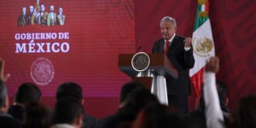 AMLO anuncia 60 mdp para medicamentos contra cáncer