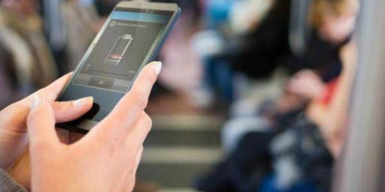 Aplicaciones que llenan tu teléfono de publicidad indeseada y devoran su batería