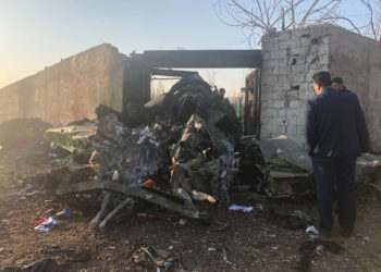 Tragedia; avión ucraniano se desploma en Irán, no hay sobrevivientes
