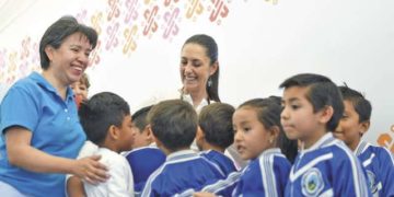 Sheinbaum anuncia becas para alumnos de kinder