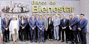 AMLO prevé construir 100 sucursales del Banco de Bienestar al mes