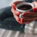 El vínculo entre el consumo de cafeína y la reducción de la fertilidad femenina