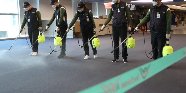 Van seis muertos en China por coronavirus