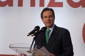 Necesario cambiar la moral social para prevenir actos violentos: Esteban Moctezuma