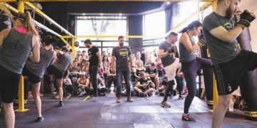 Ejercitar el cuerpo fortalece tus habilidades diarias