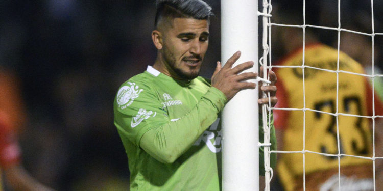 Gabriel Hachen es suspendido un año por golpear a un árbitro