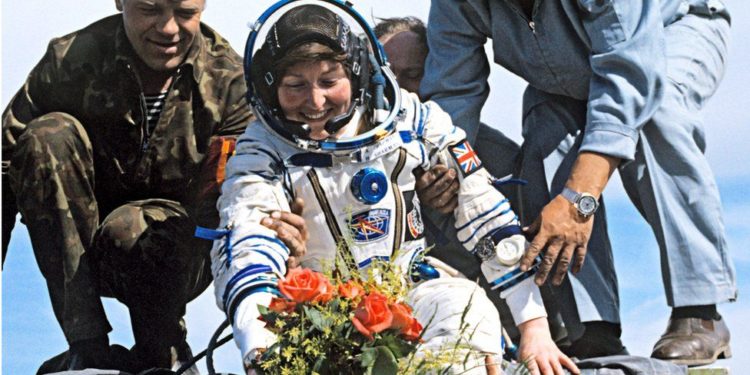 Los extraterrestres existen, no hay duda: Helen Sharman