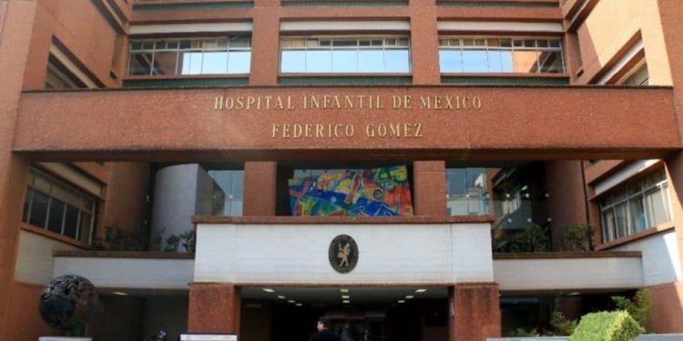 AMLO ordena investigar al director del Hospital Infantil por escasez de medicina para cáncer en niños