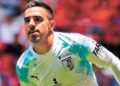 Maradona me ayudó bastante: Escoboza
