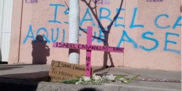 Protesta en Juárez tras el feminicidio de Isabel Cabanillas, artista y activista