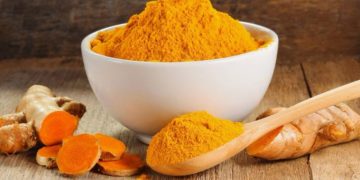 Mascarilla de cúrcuma y miel para el acné