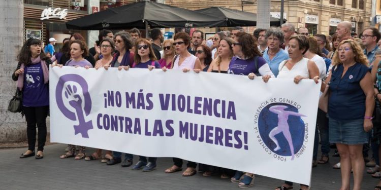 Casi 50,000 órdenes de protección para mujeres violentadas