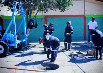 Interapas da mantenimiento a red de drenaje en Prados