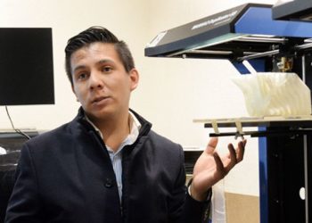 Diseña estudiante de UNAM impresora 3D de huesos biodegradables
