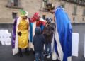 Reyes Magos le llevan carta a AMLO; piden respaldo para los niños y sus derechos