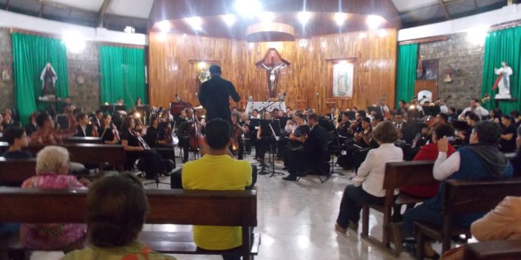 Orquesta Sinfónica presenta concierto en Tamasopo