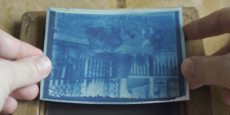 Hallan cápsula del tiempo con fotografías de hace 120 años