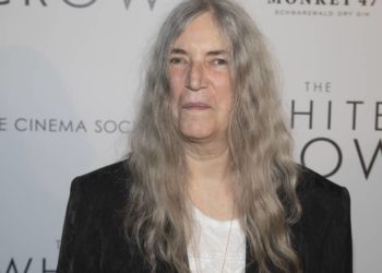 Patti Smith recibirá el Premio al Servicio Literario 2020