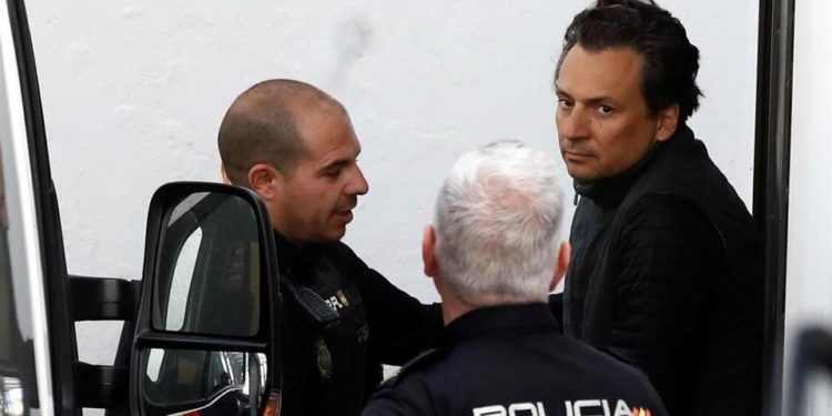 Juez da prisión provisional a Emilio Lozoya en España