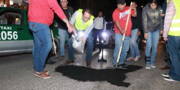 Taxistas y ciudadanos se suman al “bachetón”