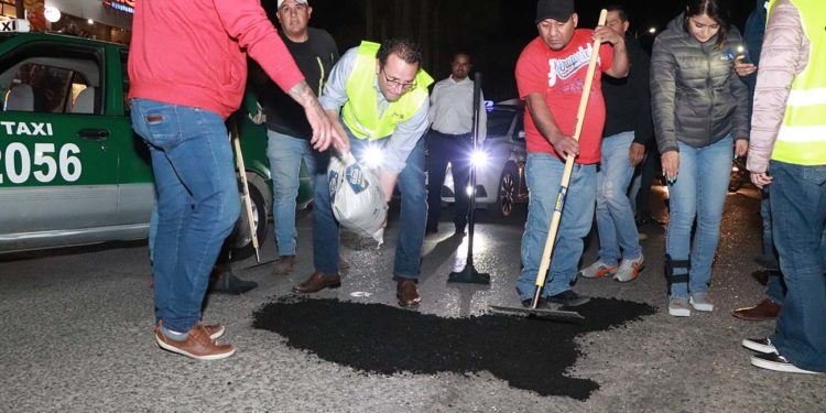 Taxistas y ciudadanos se suman al “bachetón”