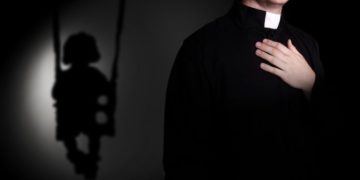 Morena propone una comisión independiente para investigar casos de pederastia clerical