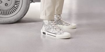 El estampado de periódico de Dior