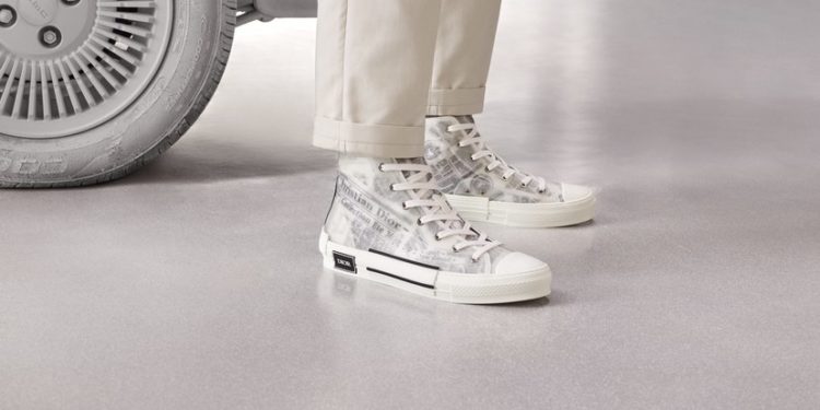 El estampado de periódico de Dior