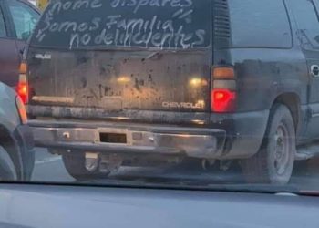 Pintan vehículos por precaución y evitar ser víctimas de balaceras