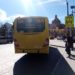 Denuncian que chofer de transporte rosa subió a hombres