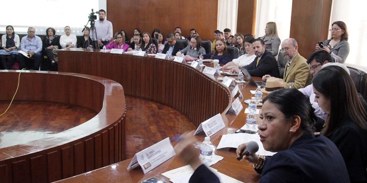 Instituciones están obligadas a la preservación y documentación de archivos