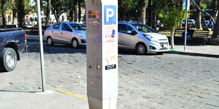 Trabajo coordinado para poner en funcionamiento la “app” para parquímetros