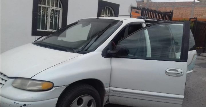 Policías de Soledad recuperan camioneta robada