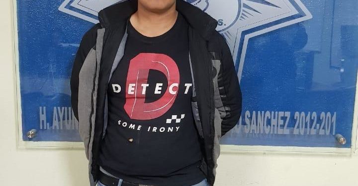 Detienen a joven armado en Chedraui