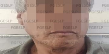 Individuo portaba 30 envoltorios de marihuana y es arrestado