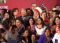 AMLO firma convenio con Unesco sobre lenguas indígenas
