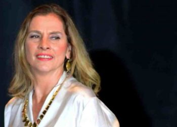 Beatriz Gutiérrez apoya #UnDíaSinMujeres y luego se arrepiente