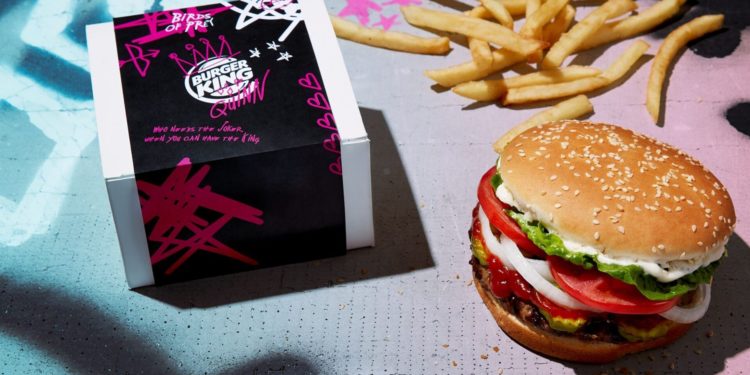 Burger King te cambia las fotos de tu ex por hamburguesas
