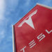 ¿Cómo comprar acciones de Tesla?