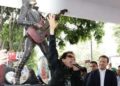 Monumento a Alex Lora en CDMX