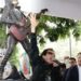 Monumento a Alex Lora en CDMX