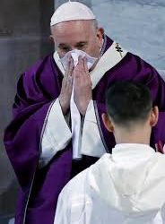 En medio del coronavirus, el papa Francisco se reporta indispuesto