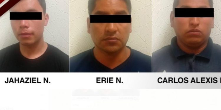 Detenidos 3 policías que violaron a mujer en una patrulla, Tlaxcala