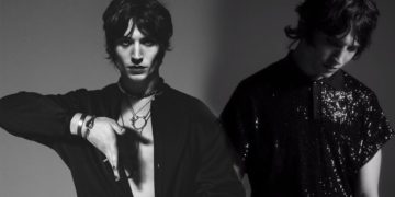 Ezra Miller es la nueva cara de Yves Saint Laurent