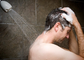 El tiempo ideal al bañarse, según los dermatólogos