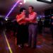 Discoteca para ancianos en Corea del Sur; la idea es combatir la soledad