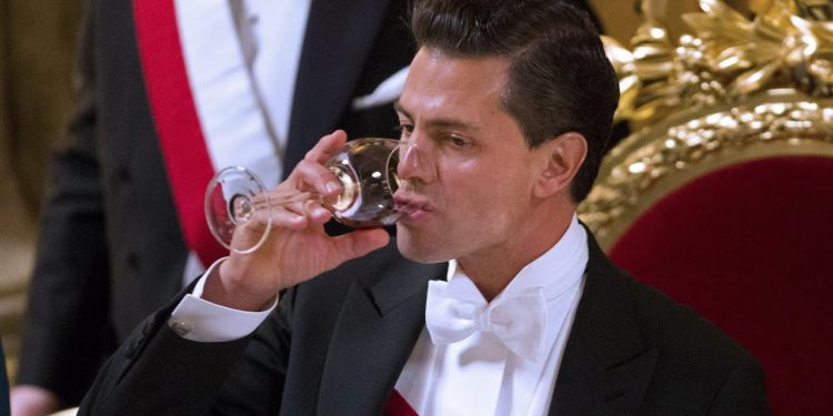 Documentan despilfarro de Peña Nieto por más de 51,000 mdp