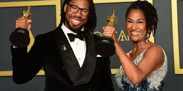 Matthew Perry el ex jugador de NFL que ganó un Oscar