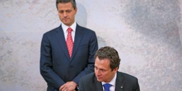 El cerco sobre Peña Nieto se estrechó por razones naturales: Alejandro Gertz